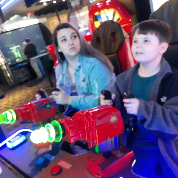 Meet your Posher, Alicia - Picture 5 of 10